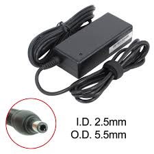TOSHIBA CHARGER
